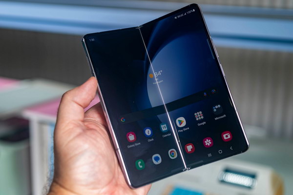 Samsung Galaxy Z Fold 5