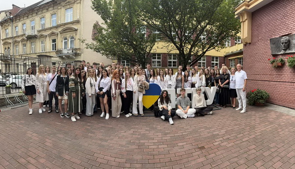 Зустріч першокурсників ОПП “Менеджмент” з колективом кафедри менеджменту 